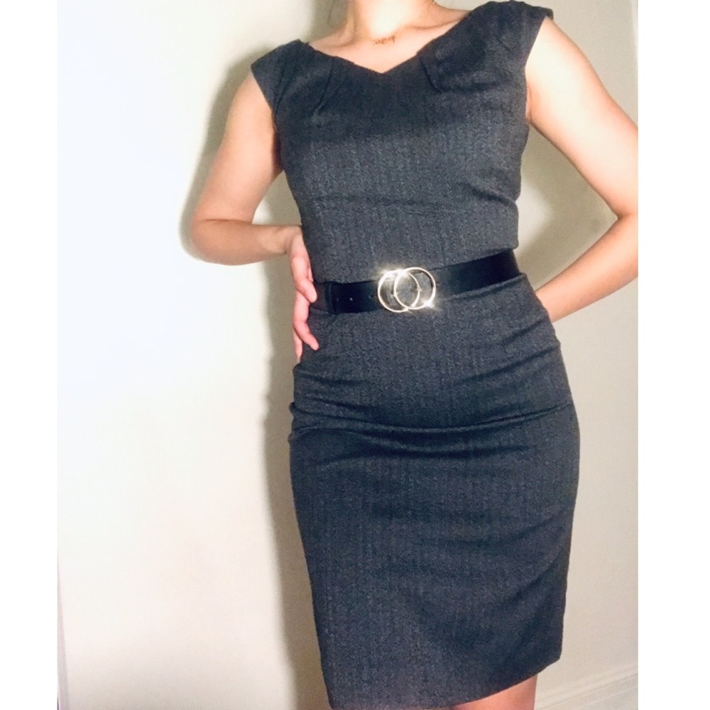 Classy SUPER flattering Mossimo Business Dress 🌟